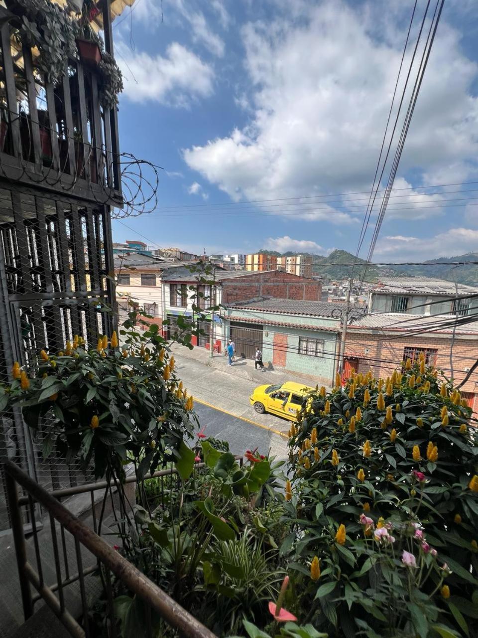 Cerca Mall Plaza Apartment Manizales